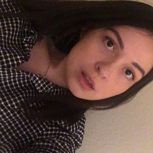 Meet your Posher, Cara